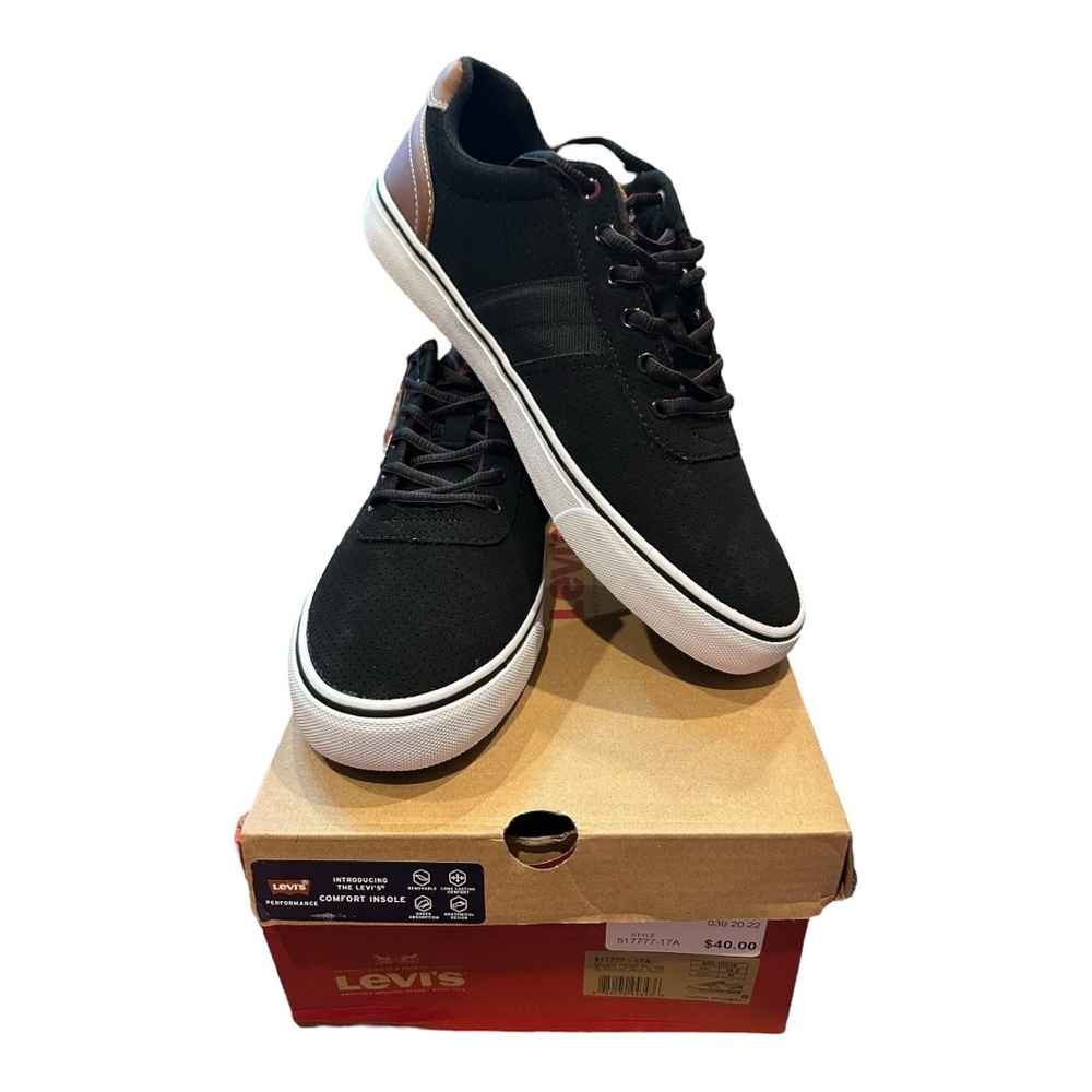 Levi's HOST PICK 🎉 Men's Black Sneakers with Brown Accents